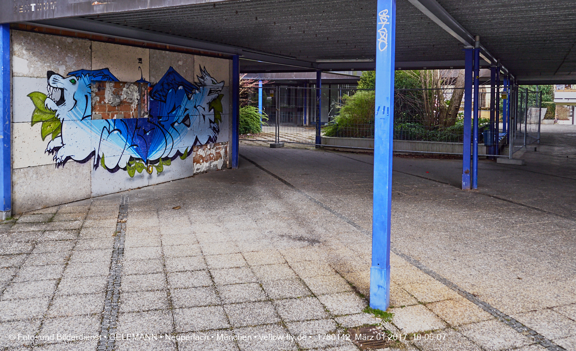 01.03.2017 - die Abrissbaustelle Quiddezentrum in Neuperlach